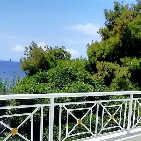 아파트 Filokalia Seaside *